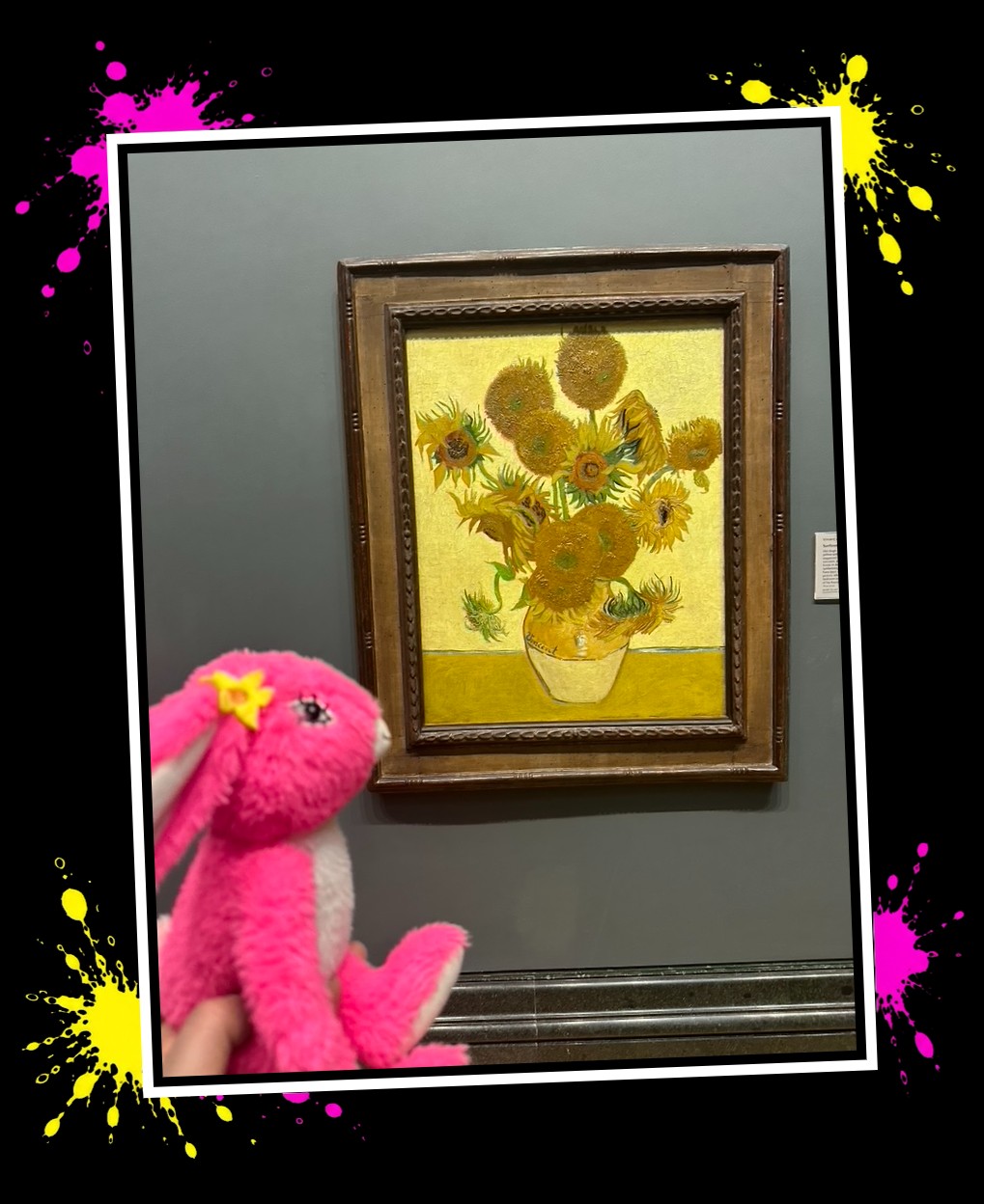 Pink Patsy at the National Gallery with the Sunflowers painting